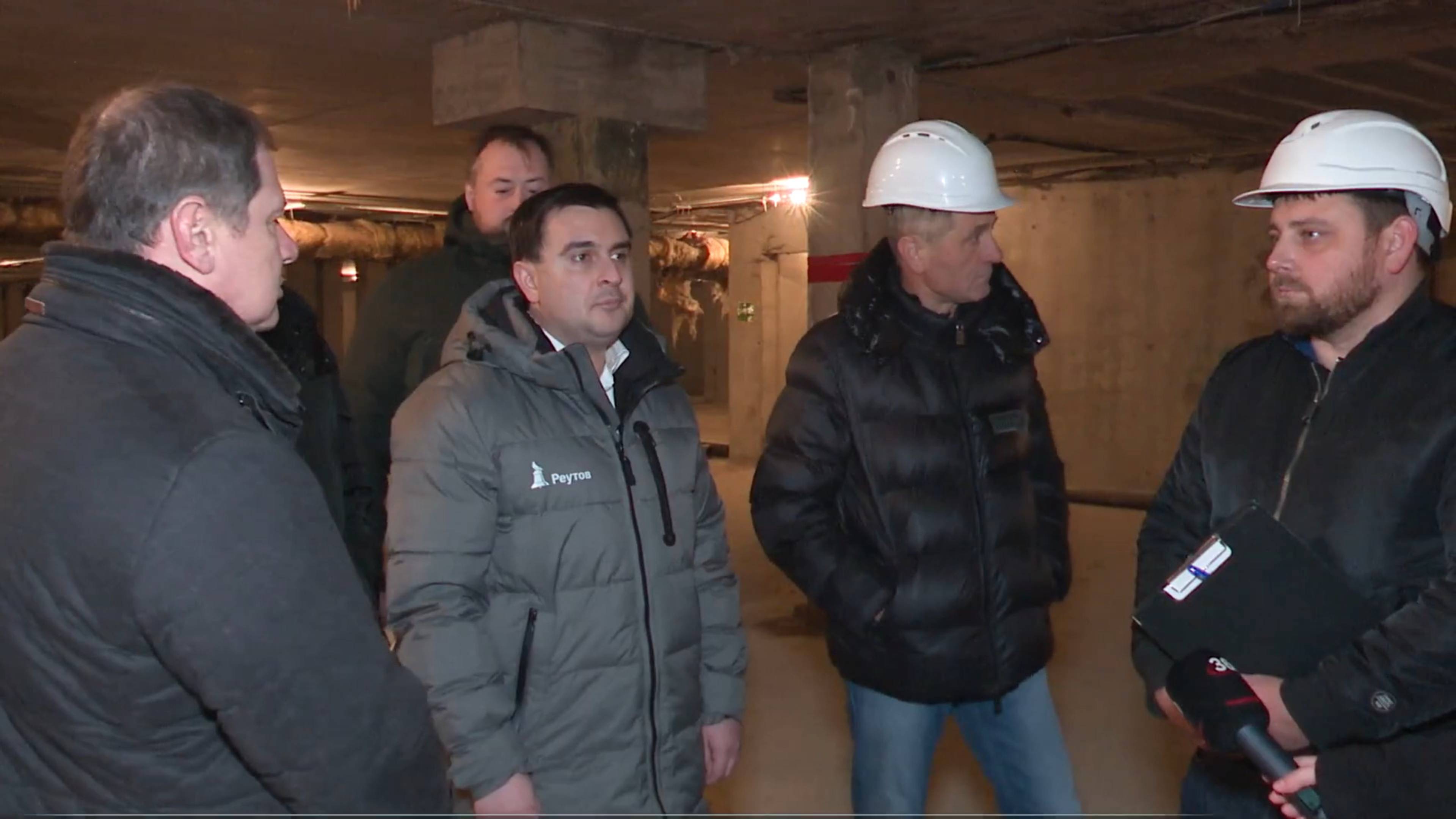 Глава Реутова проверил ход строительства подземного паркинга на более чем 1000 мест 19.11.2024 смотреть онлайн