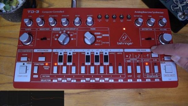 Using the Behringer TD-3: complete deep dive guide