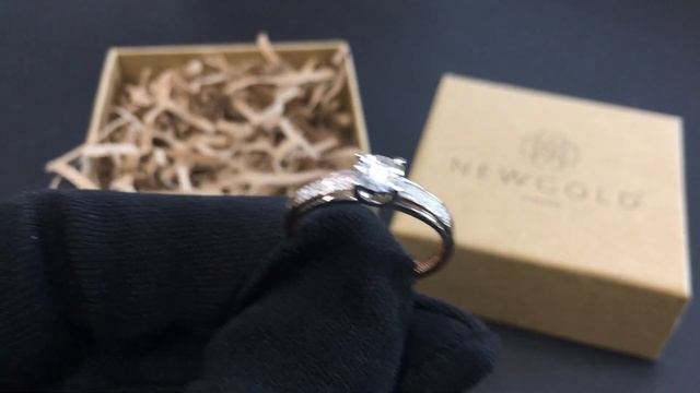 !Кольцо 094586 из красного золота 585 пробы с бриллиантами смотреть онлайн