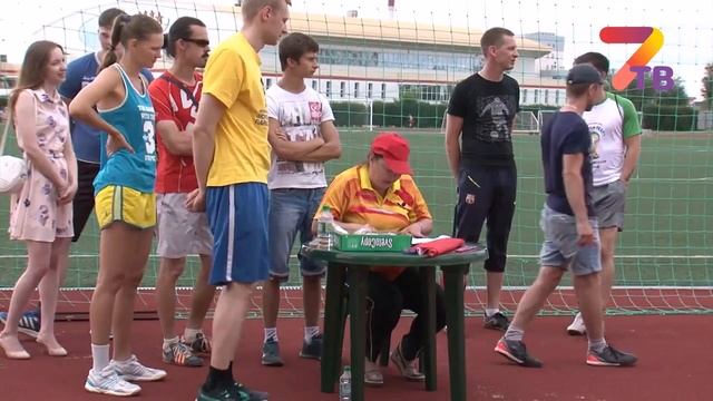 День физкультурника отметили почти две сотни верхнепышминцев смотреть онлайн