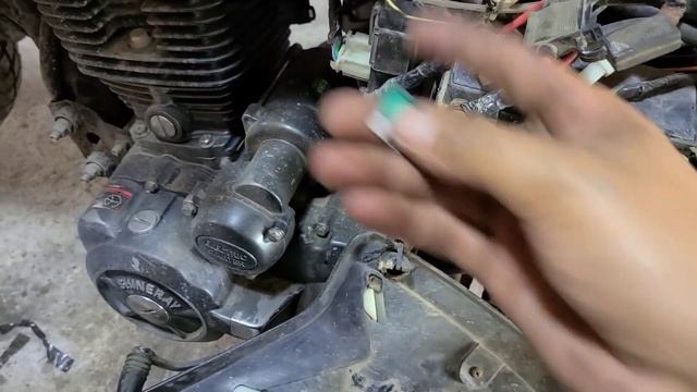 Curioso!Moto se apaga Al Aplastar el freno /SOLUCION LOGICA смотреть онлайн