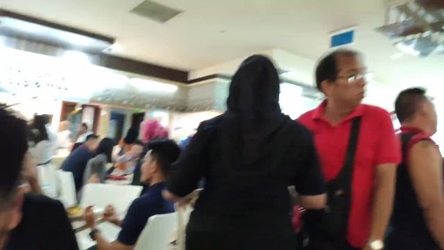 OUR FIRST TIME IN KUALA LUMPUR VLOG 1| KUALA LUMPUR MALAYSIA смотреть онлайн