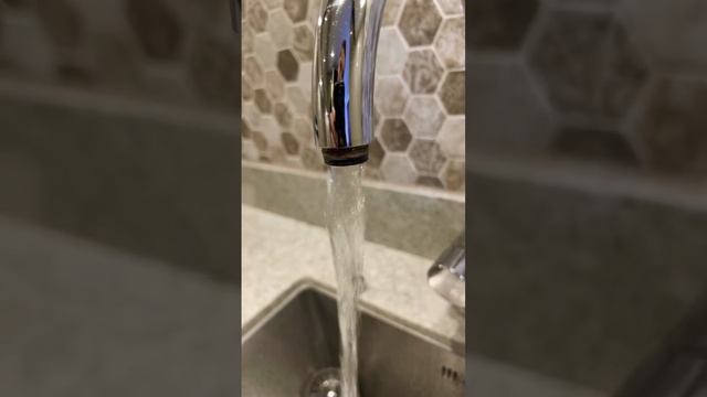 water leaking смотреть онлайн
