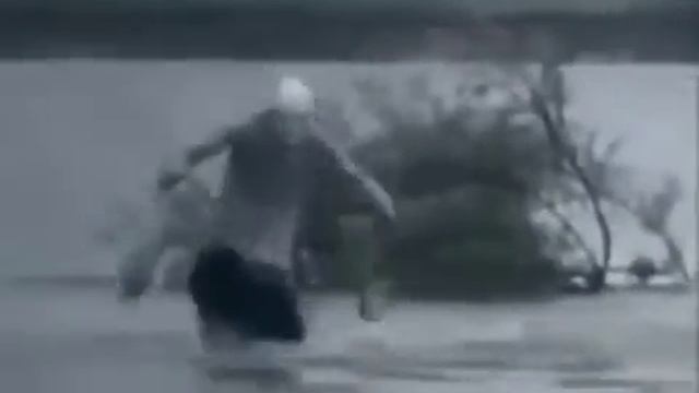 Баба бэжыт по воді смотреть онлайн