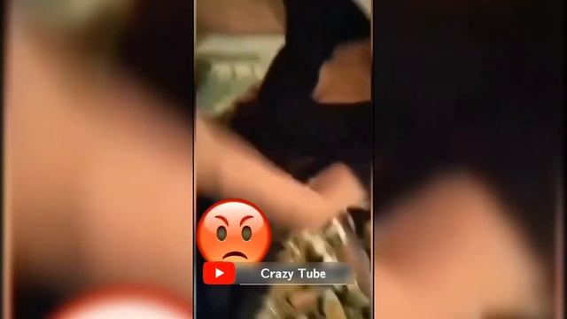 QIZLAR YALONGOCH VIDEOSI TARQALDI | UYALMASDAN VIDEOGA OLDI | JINSIY HARAKATLAR SHARMANDA KUN UZ смотреть онлайн