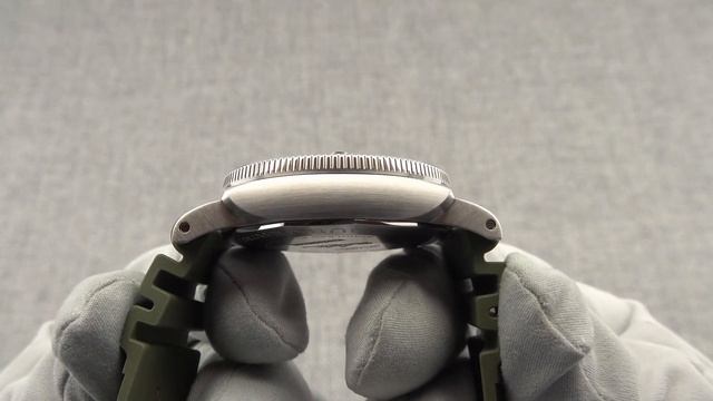 PANERAI Submersible Quaranta Quattro PAM01226 Unboxing