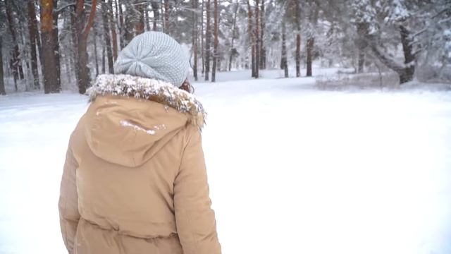 The first snow in the pines. смотреть онлайн