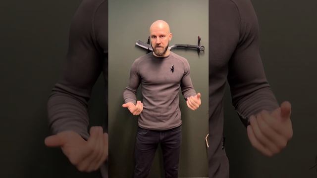 ДЯГ. Лонгслив в наличии смотреть онлайн
