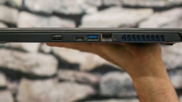 Acer Triton 700 The Future of Gaming Laptops. So Slim ? смотреть онлайн