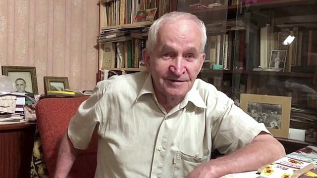 Профессор Кашковский: Можно ли скармливать пчелам фруктозу? смотреть онлайн