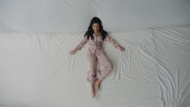 Benny blanco, Tainy, selena gomez ft. J Balvin I-Cant смотреть онлайн
