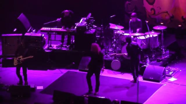 Robert Plant, Bluesfest 2013 Royal Albert Hall, What Is And What Should Never Be смотреть онлайн