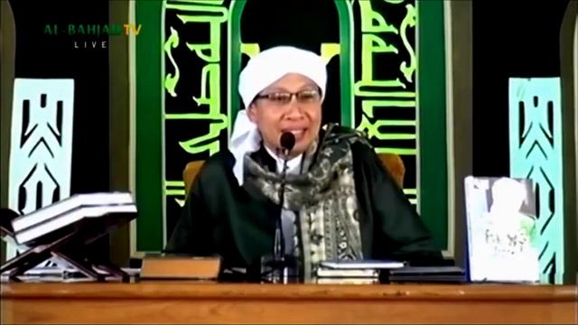 Mitos Buang Silet dan Duduk depan Pintu dalam Islam - Buya Yahya Menjawab смотреть онлайн