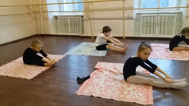 Открытый урок_Партер: складочка-1 смотреть онлайн