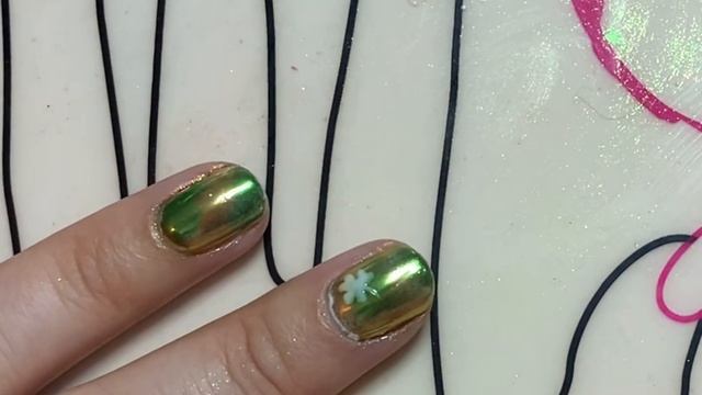 Shamrock Nail Art Tutorial Using GelMoment Chrome Powders 🍀☘️ смотреть онлайн