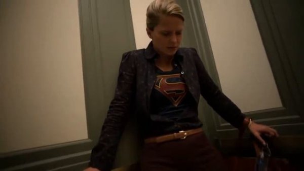 Supergirl - Get Your Cape On (Music Video) MV