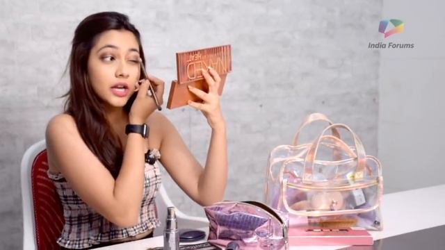 Reem Shaikh Shares Her Party Makeup Look | Exclusive смотреть онлайн