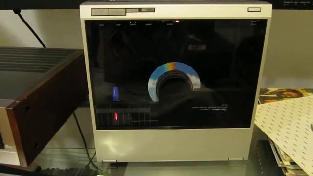 TECHNICS SL-10 Linear Tracking Quartz-Locked Direct Drive Fully Automatic Turntable Vertical