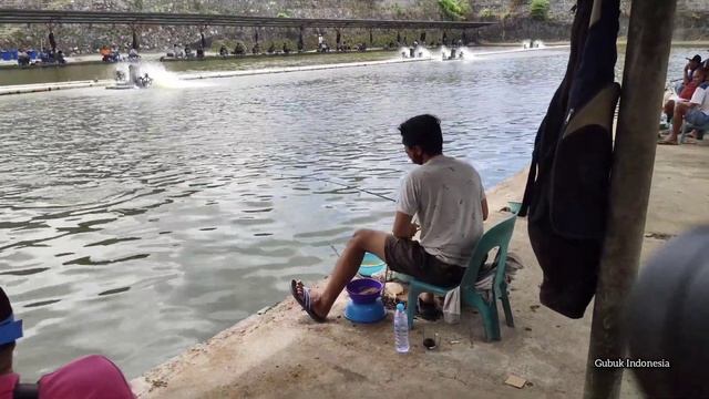 UMPAN ES DOGER JUARA 2 LOMBA GALATAMA IKAN MAS DI BALI смотреть онлайн