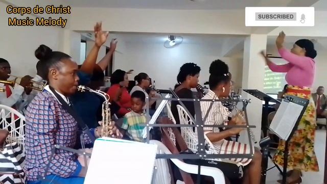 LE LAVI-M SANBLE TRIS. Sonje mwen Senyè. No me olvides , acuérdate Señor ...La Romana, Past. Elías смотреть онлайн