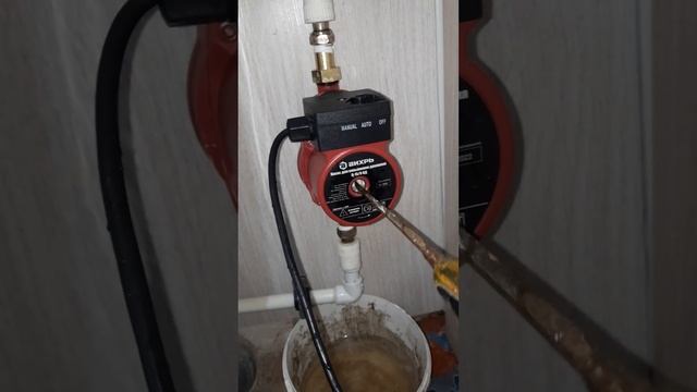 Насос для повышения давления Вихрь Ц-15/9 ПД не работает - ЗАПУСК РОТОРА