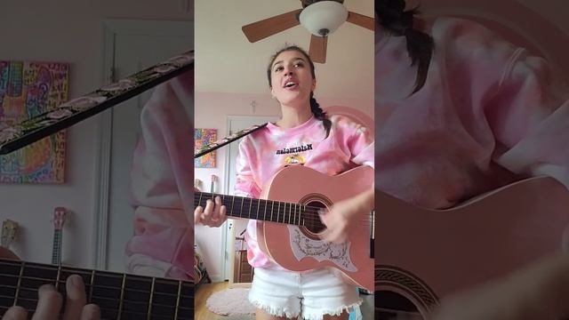 Cover of "She's So Gone" Lemonade Mouth смотреть онлайн