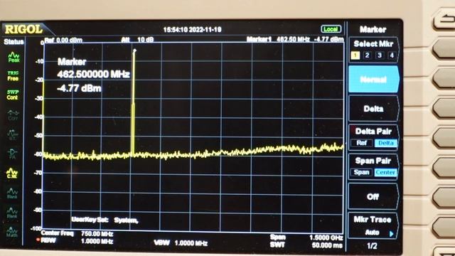 Baofeng on the Spectrum Analyzer! смотреть онлайн