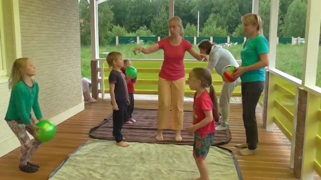 Игры с мячиками на координацию движений