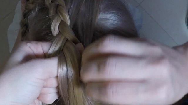 Неотразимая прическа для маленькой принцессы смотреть онлайн