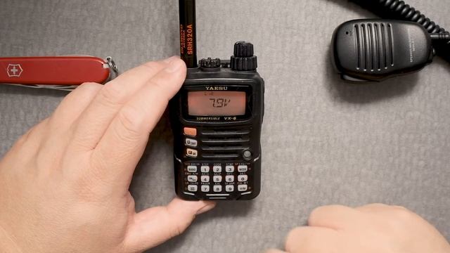 Yaesu VX-6 Battery Level смотреть онлайн