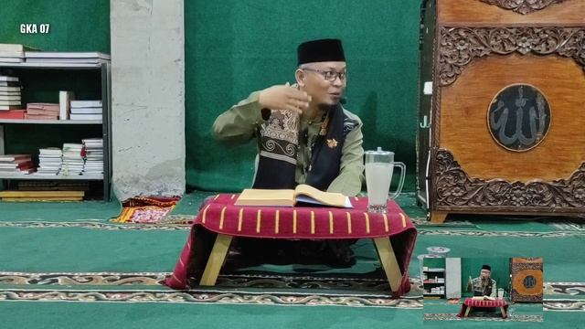 Siapa Allah ? orang yang Selalu bersyukur Wajib TAU Siapa Allah? #Al ishlah gka#K.H.DIDIN.NAJMUDIN смотреть онлайн