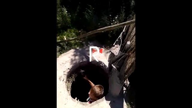 Элдик репортер: из-за плохого давления в колонке, люди вынуждены спускаться в люк смотреть онлайн