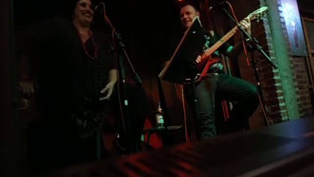 Leda Rafaela e Bitenka - As Rosas não Falam/ Eu amei - Templo Bar смотреть онлайн