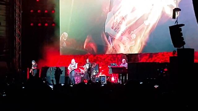 Deep Purple - Smoke on the water // Romania, Romexpo, 13.05.2017 смотреть онлайн