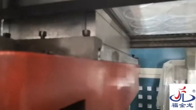 FSDT-660/350-B Automatic Four Stations Thermoforming Machine for PP cover смотреть онлайн