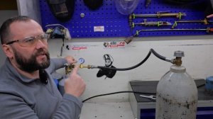 КАК ДОЗАПРАВИТЬ АРГОН ИЗ БОЛЬШОГО В МАЛЕНЬКИЙ БАЛЛОН | УЗК1
