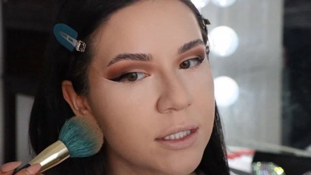 SELENA X MAC LA REINA COLLECTION TUTORIAL AND REVIEW смотреть онлайн