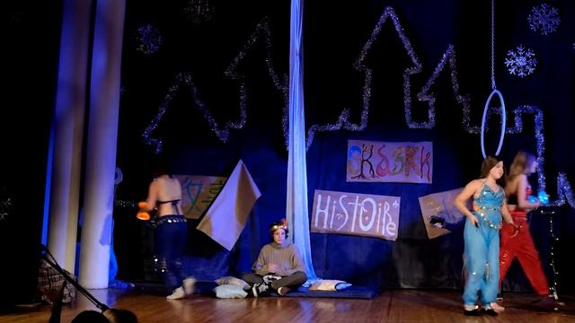 Школа "Земляне" - зимний мюзикл"Сказки народов мира"ступень 12-15