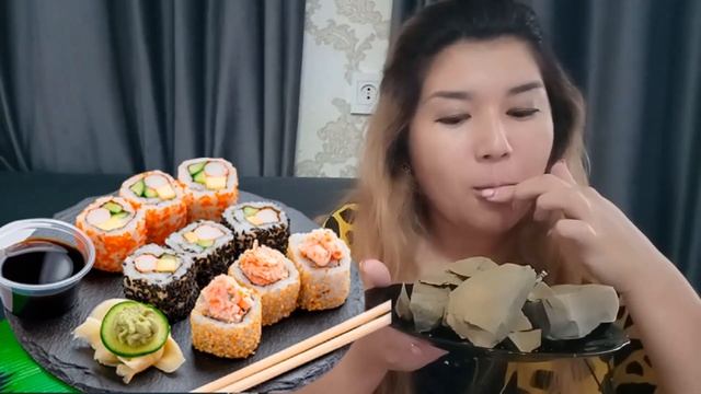 @klaraasmr жаренные роллы asmr смотреть онлайн