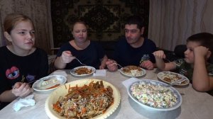 мукбанг. впервые приготовила удон со свининой