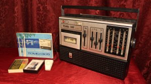 Кассетная магнитола "Томь-305", 1982 год, СССР