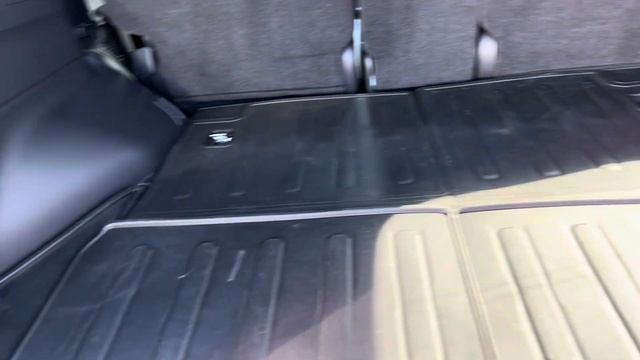 Beautiful 2022 Toyota Landcruiser 300 series VX! смотреть онлайн