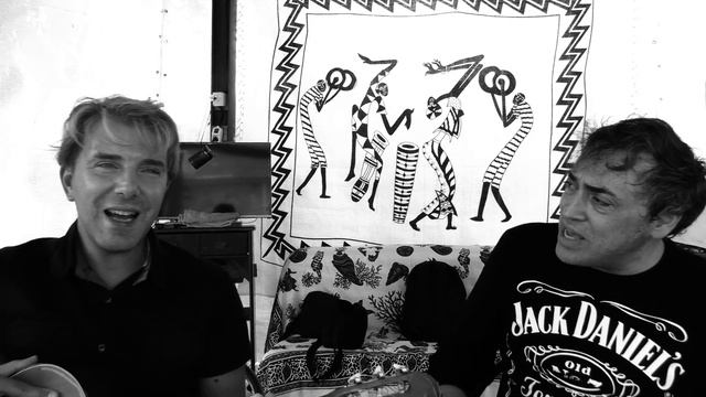 Celentano il tempo se ne va interpretazione di Luca e Salvo смотреть онлайн