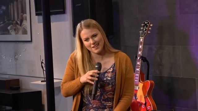 Lullaby of Birdland (cover by Ester Wiesner/Stanislav Počaji смотреть онлайн