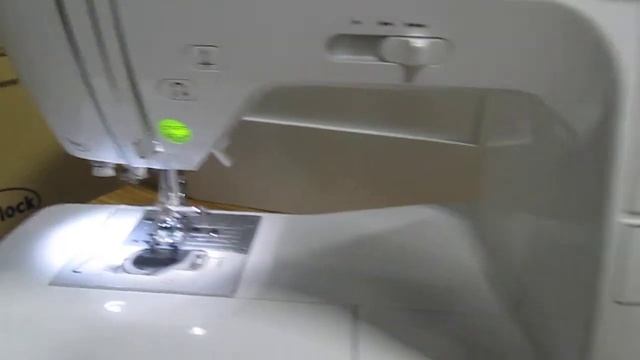 Auction #2917671 - TEMPO BABY LOCK SEWING MACHINE #1 смотреть онлайн