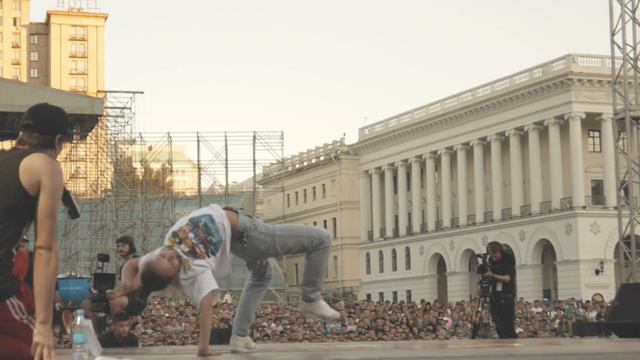 Burn Battle School 2013 | final bgirls | kate vs kim (back cam) смотреть онлайн