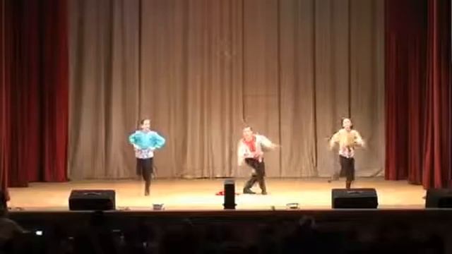 Выступление средней группы / Performance of average group смотреть онлайн