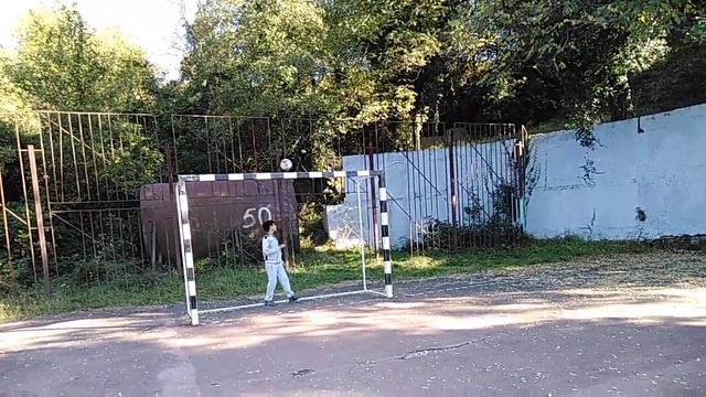 Футбольный челлендж-,, Кроссбар" смотреть онлайн