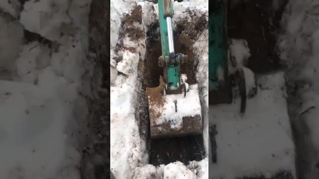 Подготовка места под сваи для якорной системы укрепления берега шпунтом ПВХ смотреть онлайн