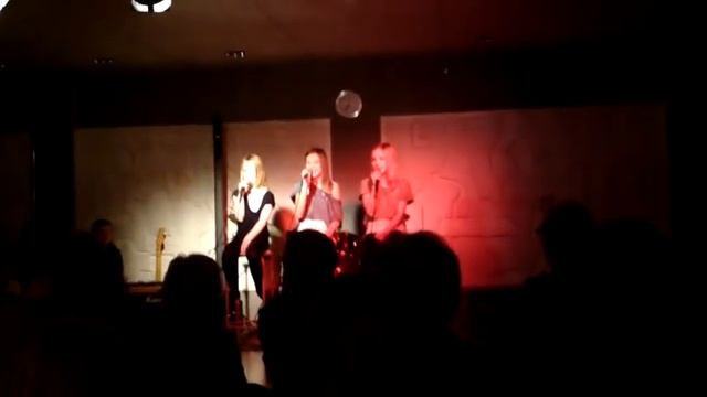 Ester, Julia, Mathlida, Ida - I'm Yours (Jason Mraz) смотреть онлайн
